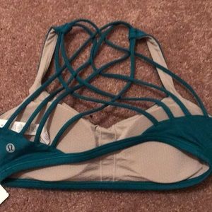 lululemon athletica Tops - BRAND NEW lululemon Free to Be Bra size 6 lululemon athletica Tops - BRAND NEW lululemon Free to Be Bra size 6